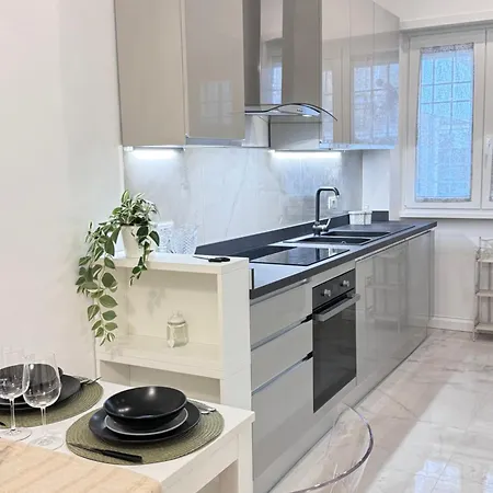Casa Giulia * Rome