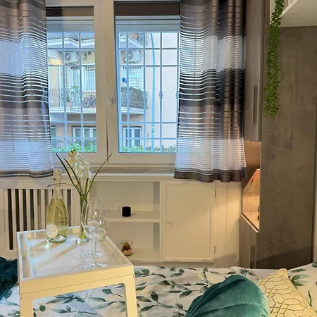 Casa Giulia * Rome